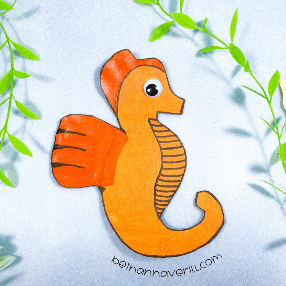 Finished seahorse paper plate craft