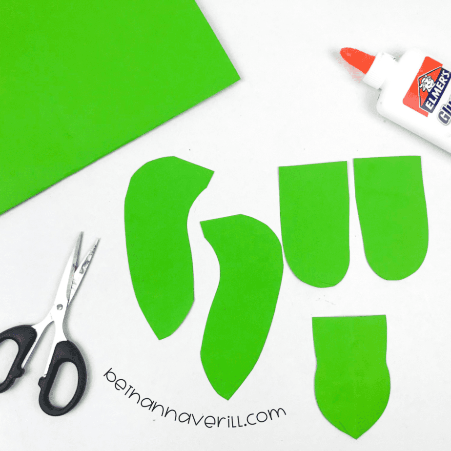 Light green turtle head and feet cut out