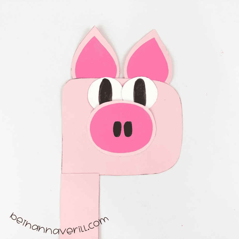 Marker nostrils drawn on the pig snout