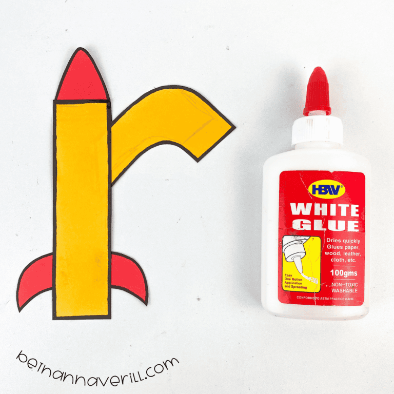 Lowercase r is for Rocket Craft for Preschoolers | Beth Ann Averill
