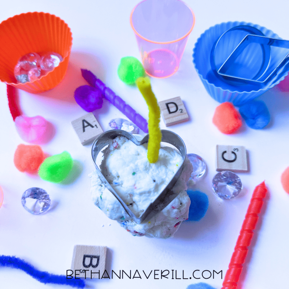 birthday playdough tray idea