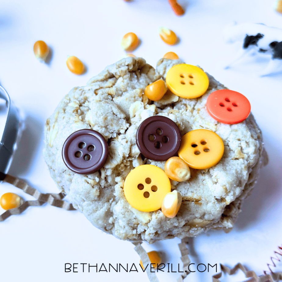 farm playdough tray