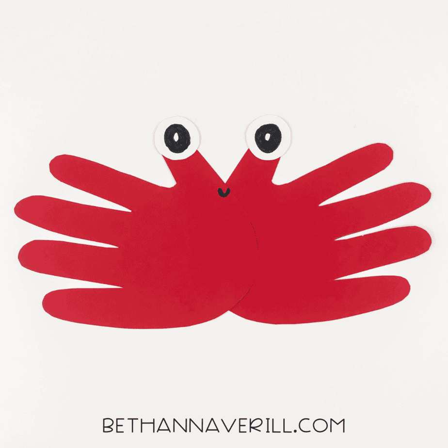 Smiley face added in the middle of the crab body