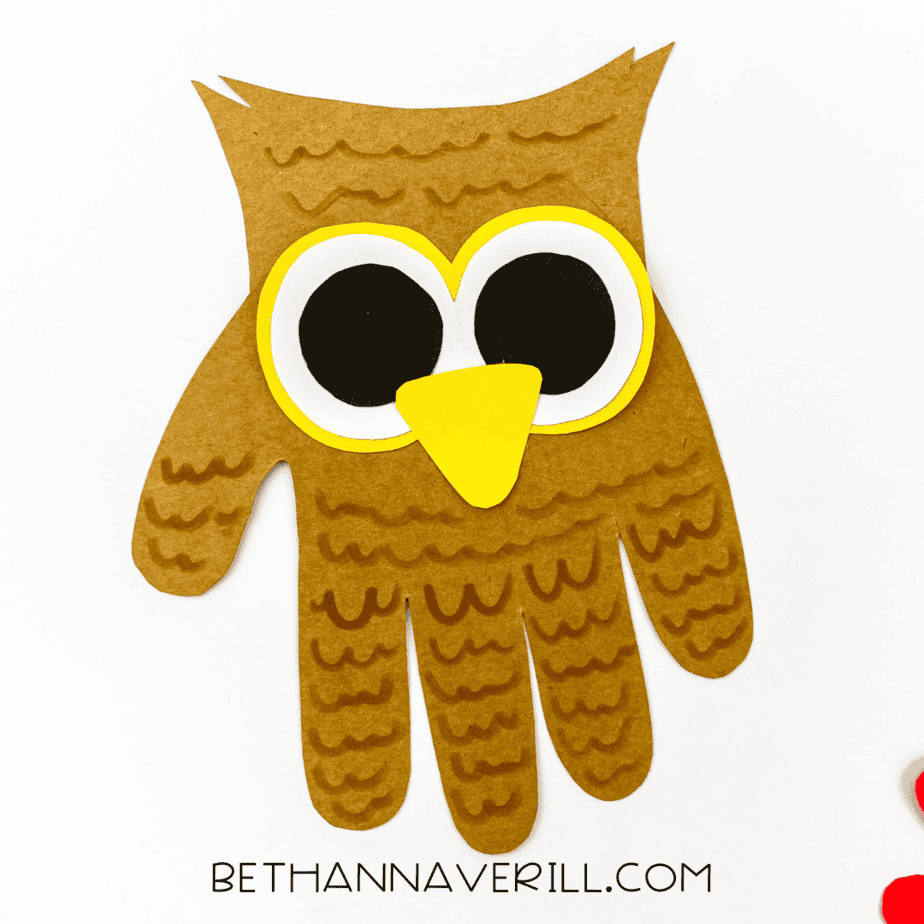 Final decorated owl handprint craft