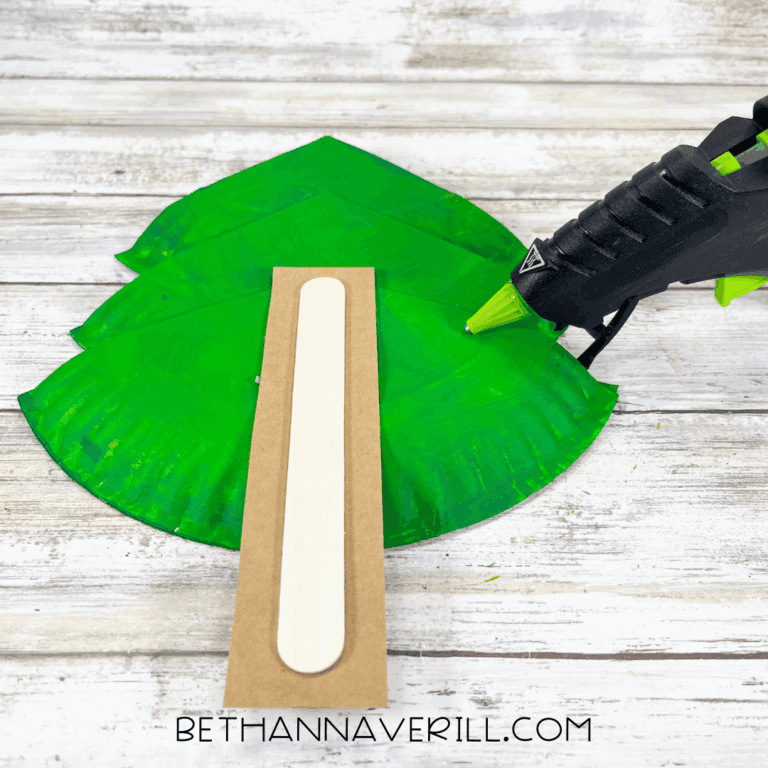 Paper Plate Christmas Tree Craft | Beth Ann Averill